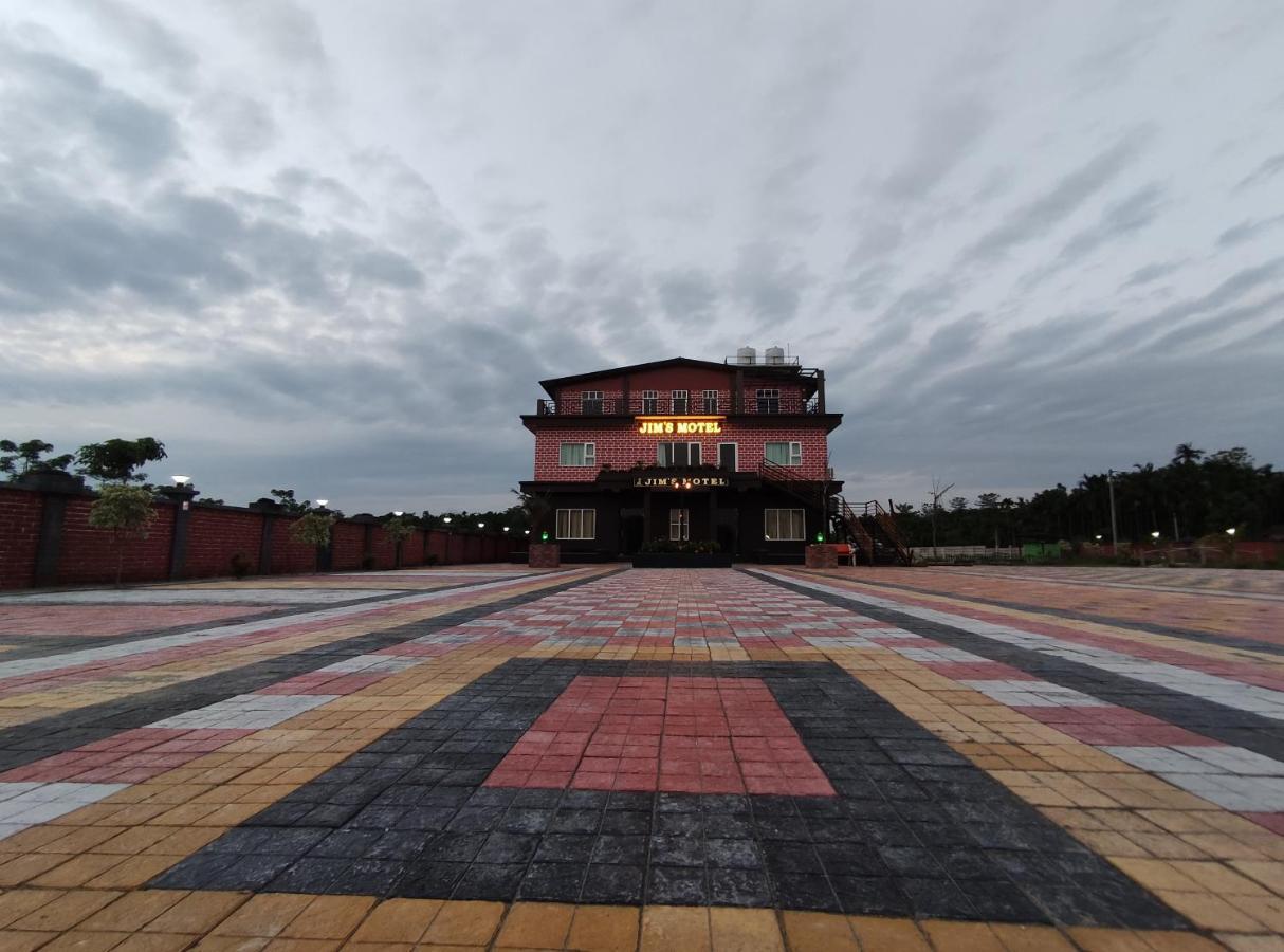 Jim'S Motel Kalchini Экстерьер фото