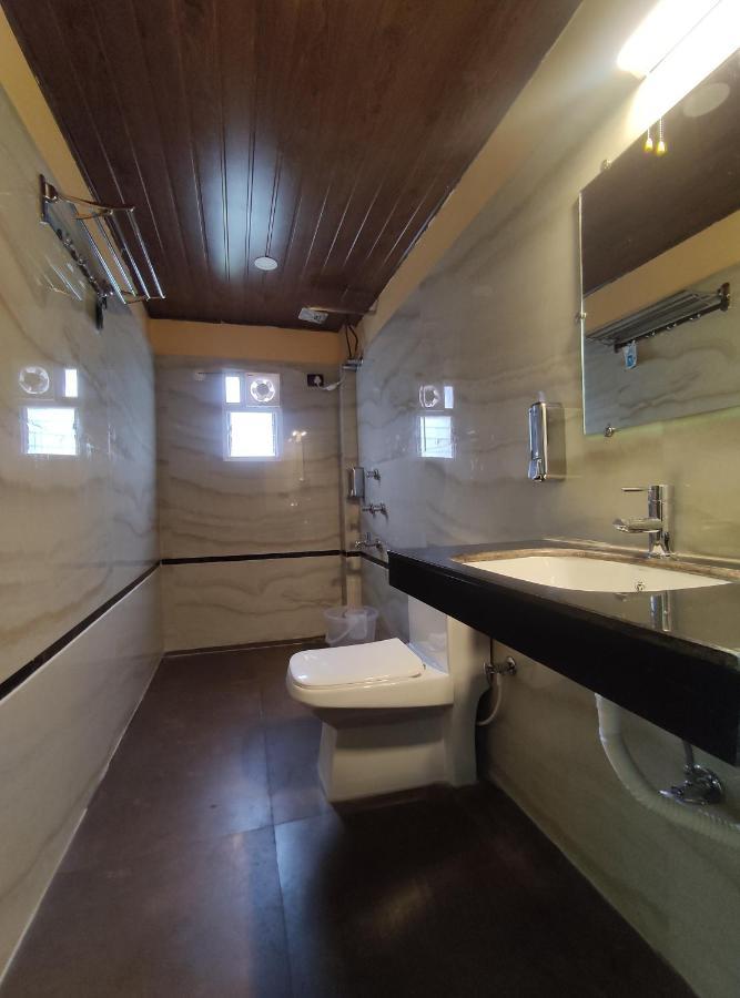 Jim'S Motel Kalchini Экстерьер фото